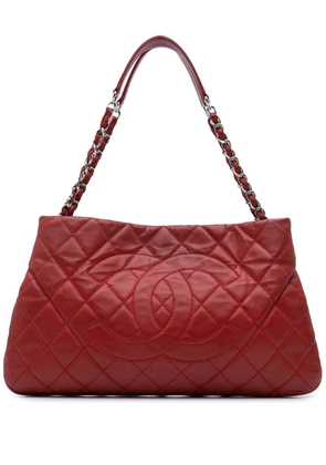 CHANEL Pre-Owned 2011 Quilted Caviar Expandable Zip Around tote bag - Red