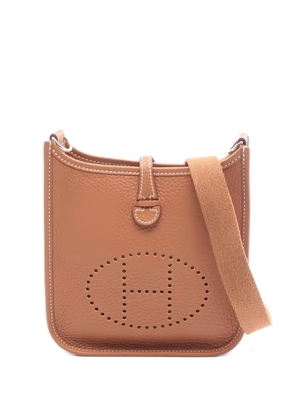 Hermès Pre-Owned 2025 Evelyn perforated leather shoulder bag - Brown