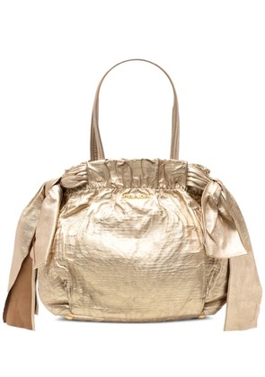 Prada Pre-Owned 2000-2025 Metallic Nappa Antique Bow satchel - Gold