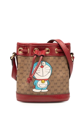 Gucci Pre-Owned 2016-2025 Micro GG Supreme Doraemon bucket bag - Brown