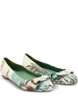 Ferragamo Pre-Owned leaf-print ballet flats - Neutrals