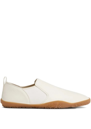 LEMAIRE elastic-insert round-toe slip-on slippers - Neutrals