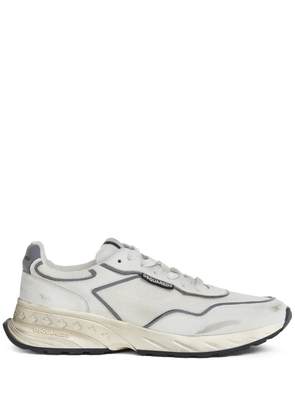 DSQUARED2 distressed-finish sneakers - Neutrals