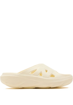 New Balance cut-out platform slides - Yellow