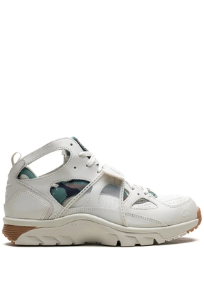 Nike x Corteiz Air Trainer Huarache sneakers - White