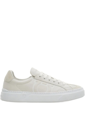 Ferragamo Gancini suede sneakers - White