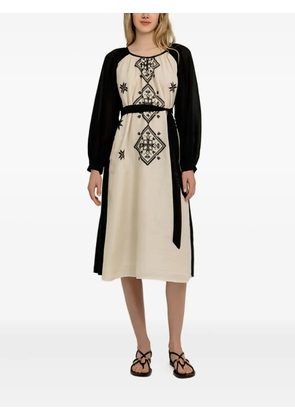 GREEK ARCHAIC KORI geometric-pattern long-sleeve midi dress - Neutrals