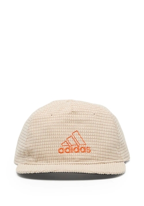 adidas logo-detail cap - Neutrals