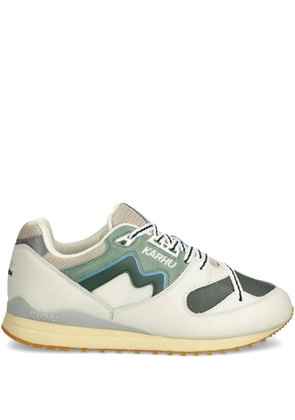 Karhu Synchron panelled sneakers - Green