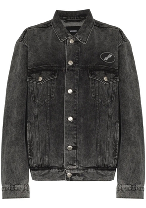 We11done logo patch denim jacket - Grey