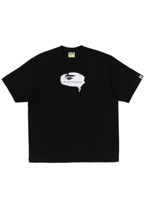 A BATHING APE® logo-print T-shirt - Black