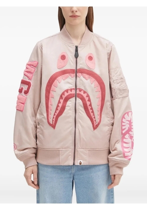 A BATHING APE® shark-head embroidered bomber jacket - Pink