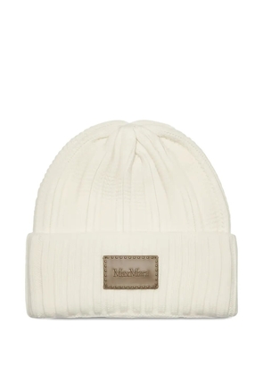 Max Mara ribbed patch beanie - White