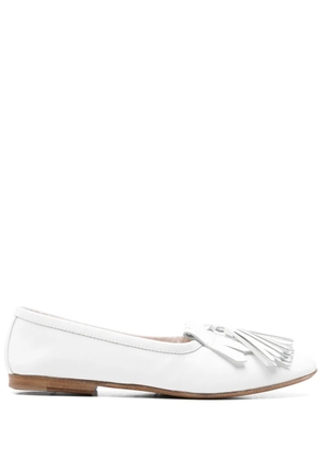 Henderson Baracco tassel-trim loafers - White