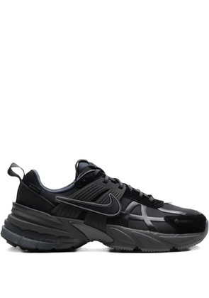Nike V2K Run GORE-TEX 'Black/Iron Grey/Medium Ash/Black' sneakers