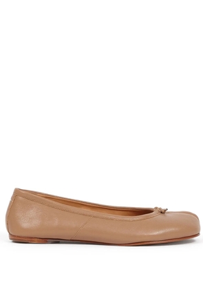 Maison Margiela Tabi leather ballet flats - Brown