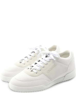 CHANEL Pre-Owned leather low-top sneakers - White