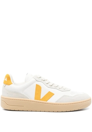 VEJA V-90 sneakers - White
