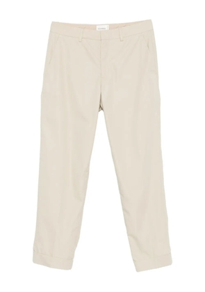 Closed cuffed trousers - Neutrals