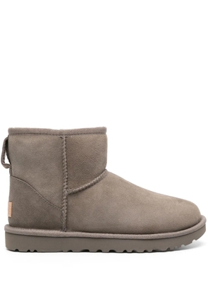 UGG Classic Ultra suede ankle boots - Grey