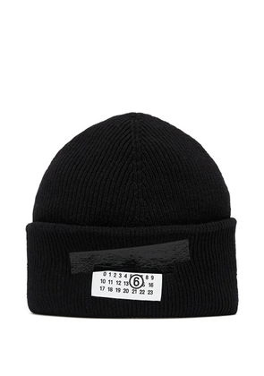 MM6 Maison Margiela number-patch beanie - Black