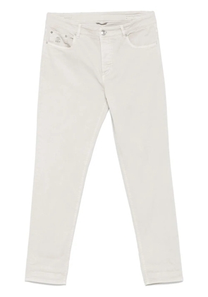 Brunello Cucinelli logo-patch jeans - Neutrals