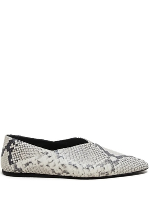 Closed snake-print ballet flats - White