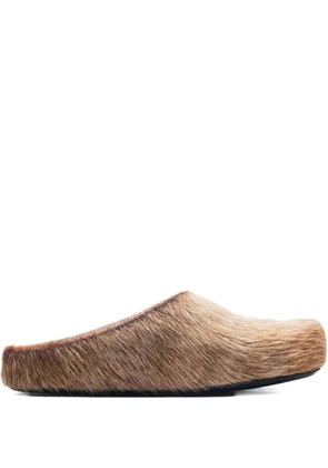 Marni fur-covered slippers - Brown
