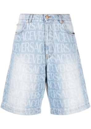 Versace Versace Allover denim shorts - Blue