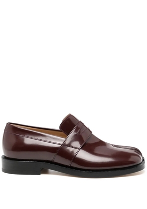 Maison Margiela Tabi leather loafers - Red