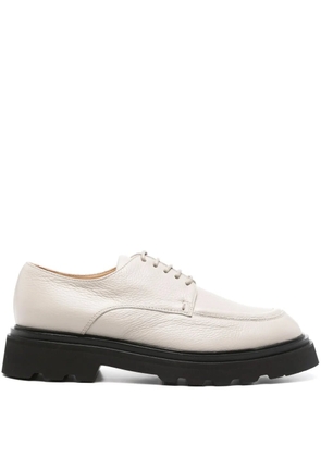 Doucal's leather Oxford shoes - Neutrals