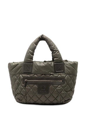 CHANEL Pre-Owned 2010-2011 Small Quilted Nylon Coco Cocoon tote bag - Green