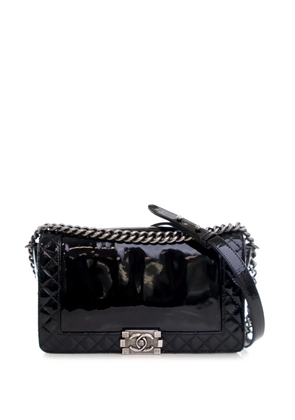 CHANEL Pre-Owned 2013-2014 Medium Patent Boy Reverso Flap crossbody bag - Black