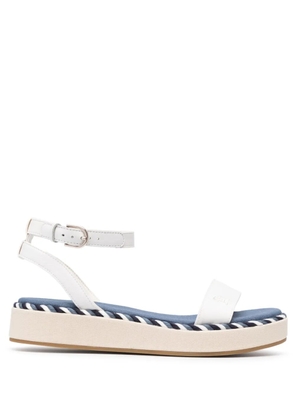 Tommy Hilfiger embroidered-logo platform sandals - White