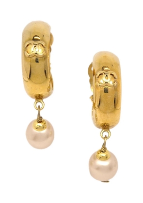 CHANEL Pre-Owned 1993 faux-pearl dangle earrings - Gold