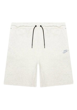 Nike Sportswear Tech shorts - White