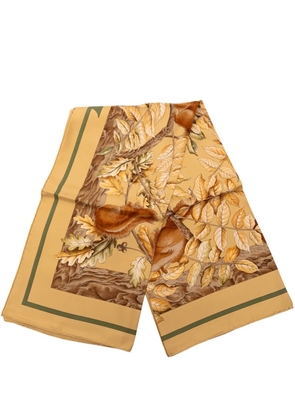 Hermès Pre-Owned 20th Century Casse Noisette Silk Scarf 90 scarves - Brown