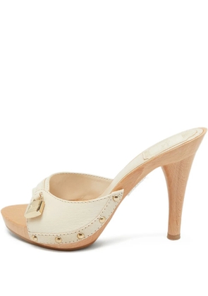 Christian Dior Pre-Owned Luck padlock-detail leather sandals - Neutrals