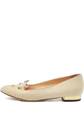 Charlotte Olympia pre-owned Kitty flats - Neutrals