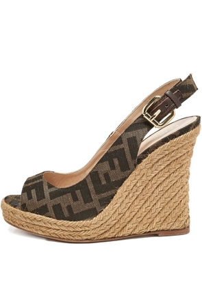 Fendi Pre-Owned patterned slingback wedge sandal - Brown
