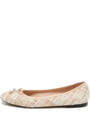 Jimmy Choo Pre-Owned patent bow ballet flat - Neutrals