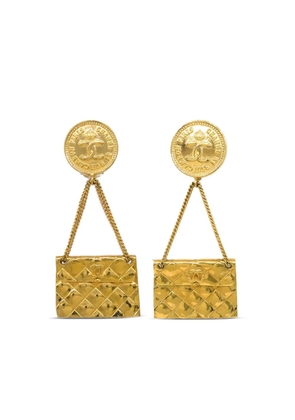 CHANEL Pre-Owned 1990-2000s bag charm clip-on earrings - Gold