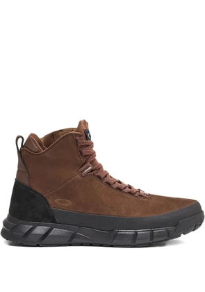 Oakley Coyote 'brown/black' hiking boots