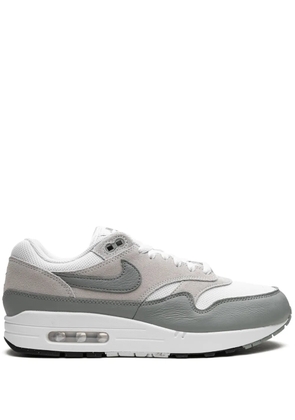 Nike Air Max 1 'White/Mica Green' sneakers