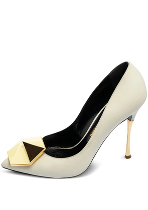 Nicholas Kirkwood pre-owned 110mm stud-embellished pumps - White