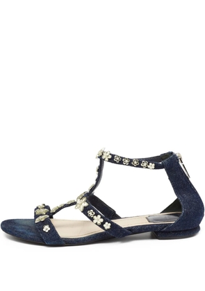 Christian Dior Pre-Owned floral-embellished flat sandals - Blue