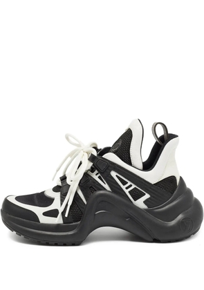 Louis Vuitton Pre-Owned panelled sneakers - Black