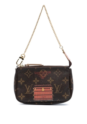 Louis Vuitton Pre-Owned 2013 Monogram Trunks and Locks Mini Pochette Accessoires shoulder bag - Brown