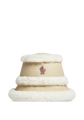 Moncler Grenoble shearling-trimmed bucket hat - Neutrals