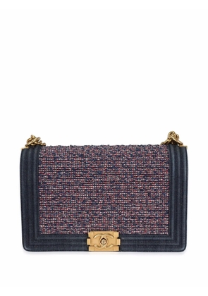 CHANEL Pre-Owned medium Boy Chanel shoulder bag - Blue